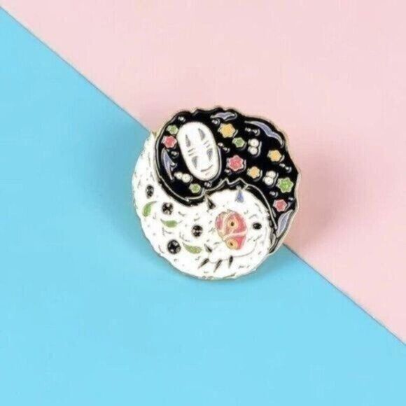 3/20 Spirited Away Enamel Pin - Picture 1 of 1